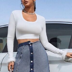 NWOT SHEIN Privé Fuzzy Cuff Scoop Neck Crop Tee